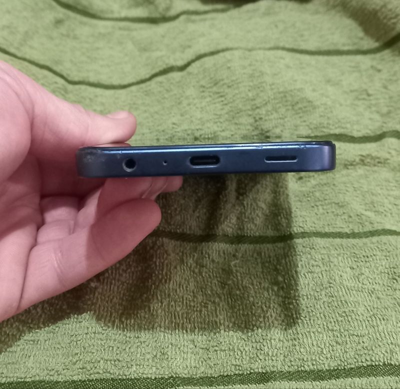 Samsung 25 8/256