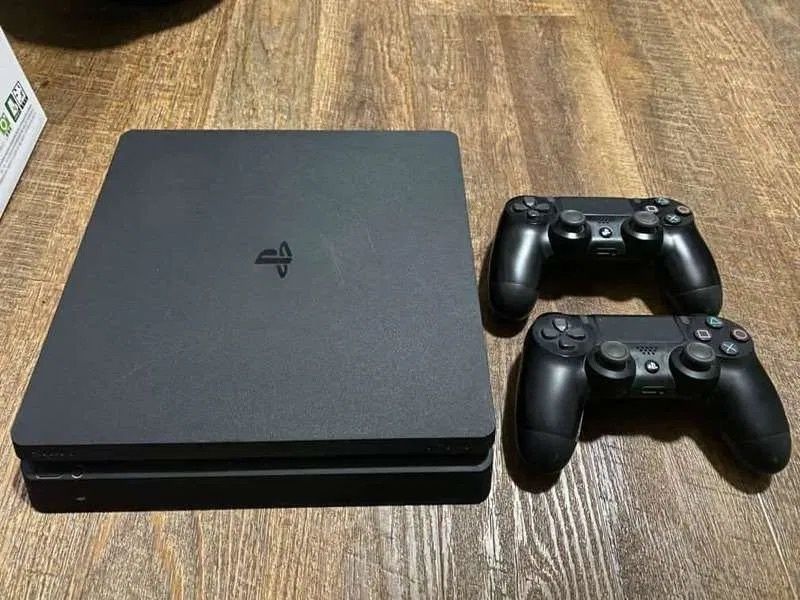 Playstation 4 slim 500 gb PS4 slim Playstation 4 slim 500 gb PS4 slim