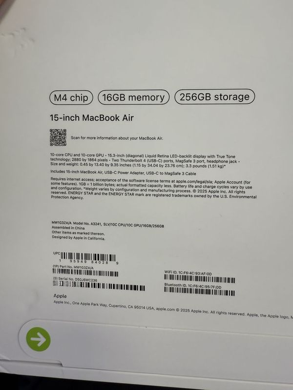 Macbook Air 13.6 16/256 m4 Macbook Air 13.6 16/256 m4