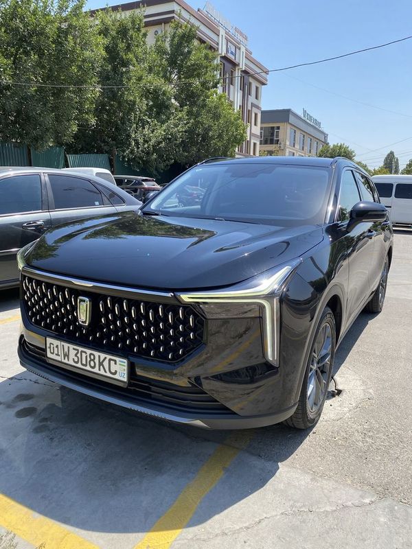 Автомабил Бестун т55 Автомабил Бестун т55
