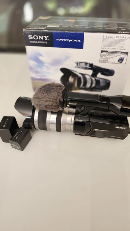 Sony vg20 sotiladi Sony vg20 sotiladi