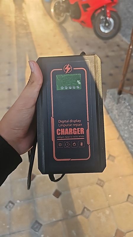 Зарядник 45ah 72v