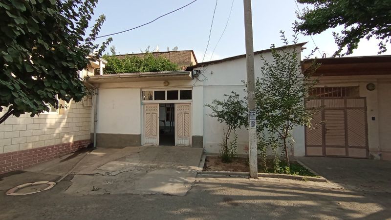 Fayizli xovli uchaska sotiladi