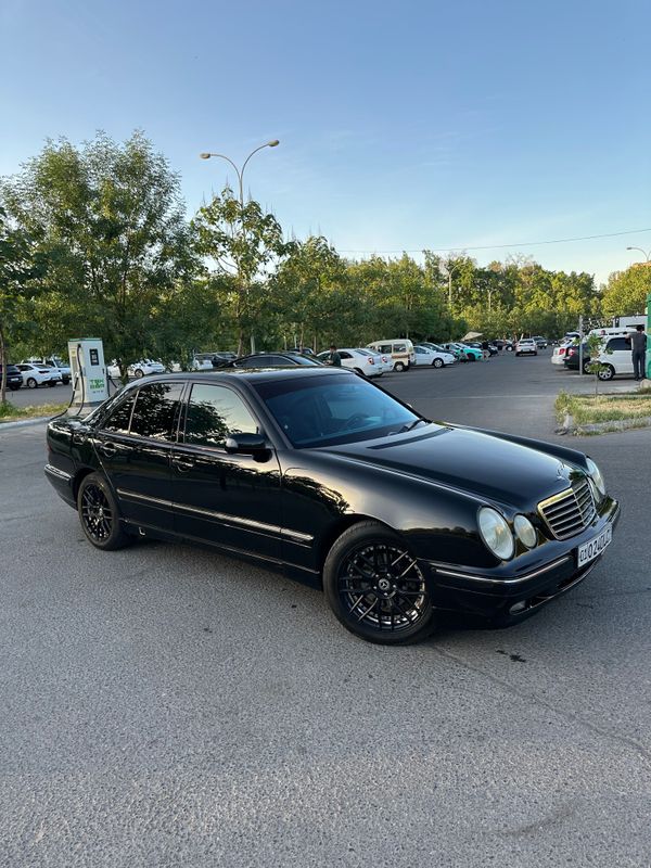 Mercedes Benz w210 E240 в отличном состоянии 256.тыс пробег Mercedes Benz w210 E240 в отличном состоянии 256.тыс пробег