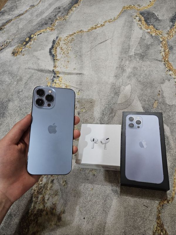 iPhone 13 Pro Max (Голубой) — 256 ГБ + AirPods Pro в подарок iPhone 13 Pro Max (Голубой) — 256 ГБ + AirPods Pro в подарок