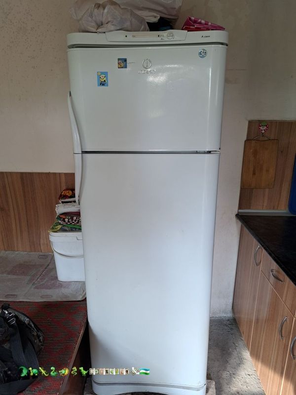 Indesit xaladilnik iwlawi yaxwi puli keliwiladi Indesit xaladilnik iwlawi yaxwi puli keliwiladi