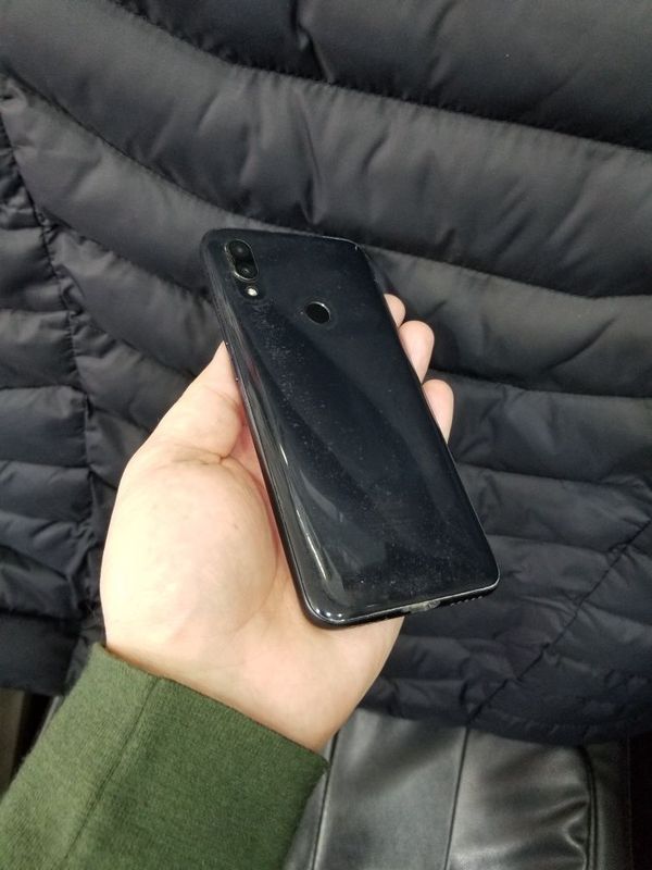 Redmi 7 64g sotladi