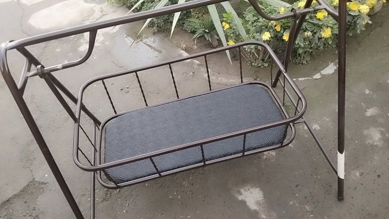 Металлические детские качели Металлические детские качели