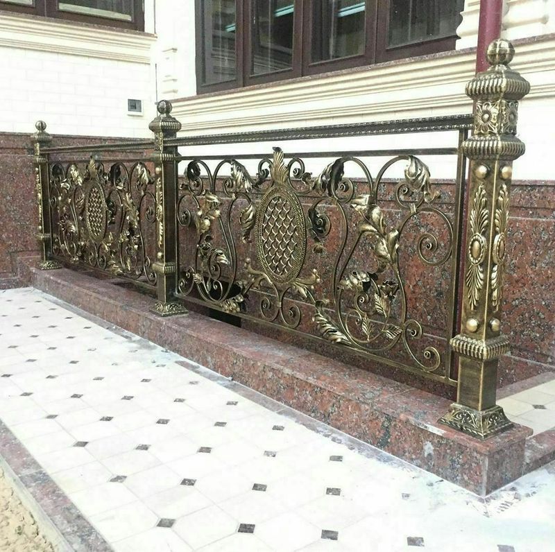 Perila, reshotka, naves va darvozalar Perila, reshotka, naves va darvozalar