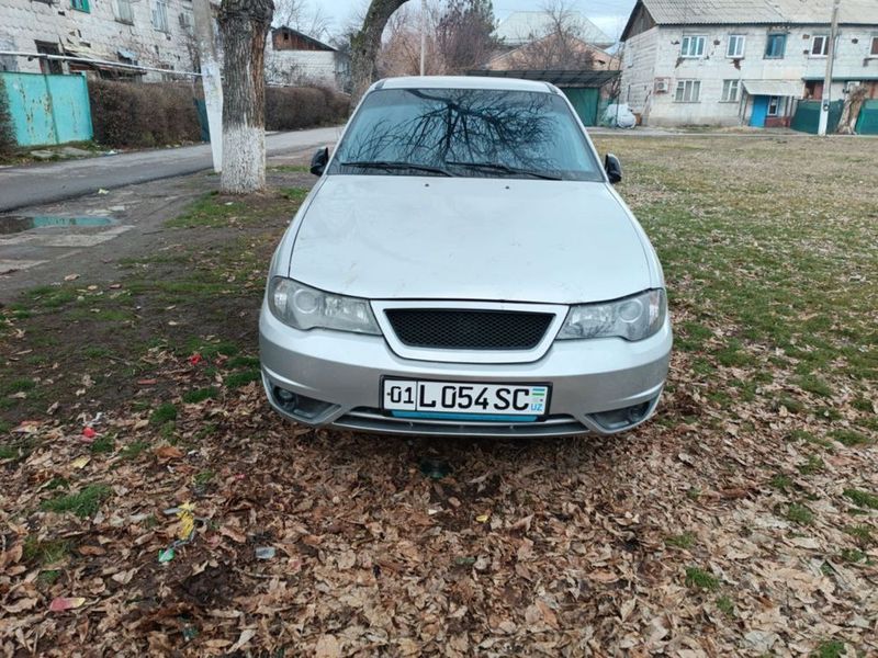 Продам Нексия 2 машину Продам Нексия 2 машину