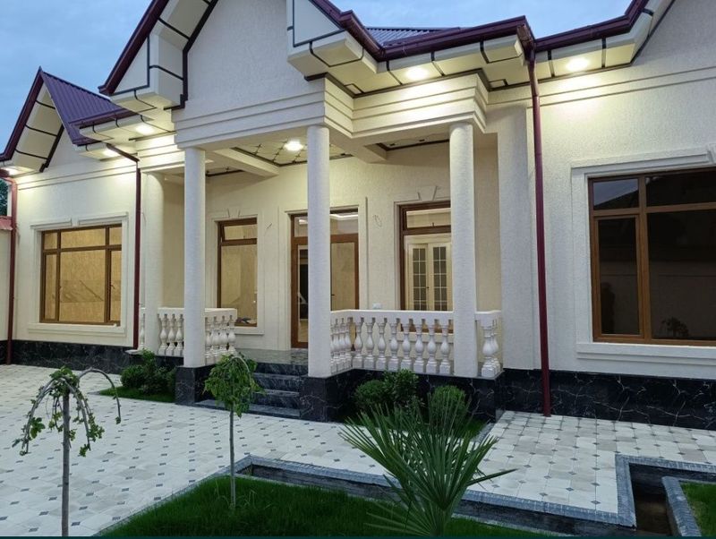 Uchqahramon postidan kirganda uchastka sotiladi yevro remont Uchqahramon postidan kirganda uchastka sotiladi yevro remont