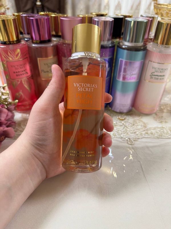 Victoria’s secret  spreylari