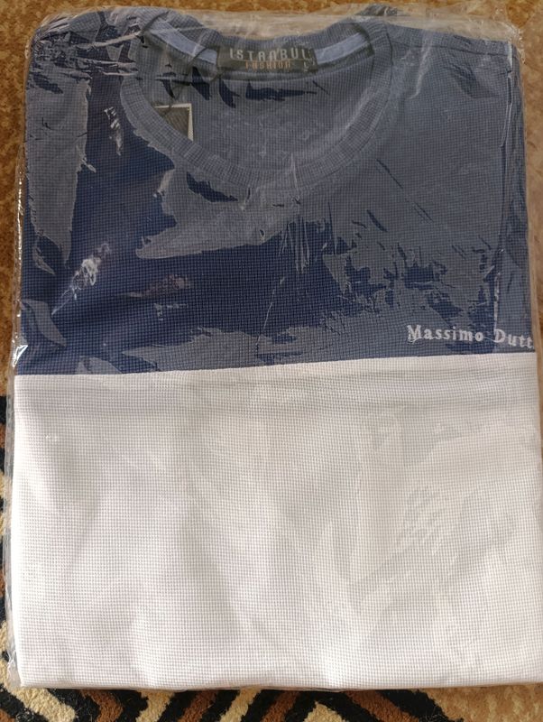 Erkaklar fudbolkasi razmer L.XL Erkaklar fudbolkasi razmer L.XL