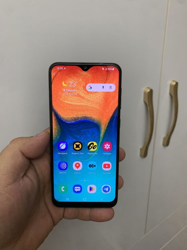 Samsung A30 xolati ortacha xama narsasi ishlidi Samsung A30 xolati ortacha xama narsasi ishlidi