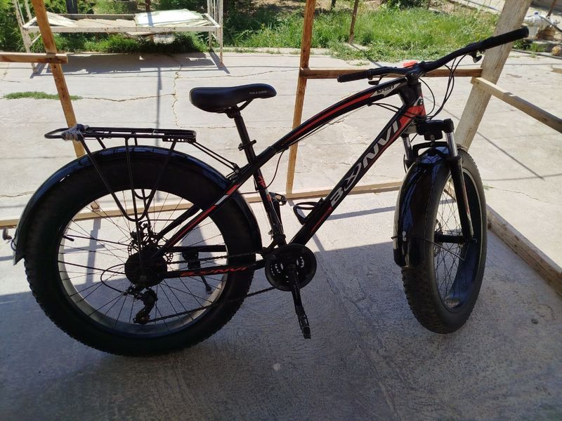 Velosiped sotiladi Velosiped sotiladi