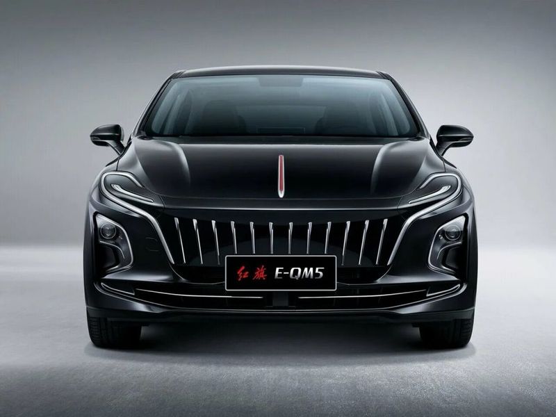 Hongqi eq m5, 430 км Hongqi eq m5, 430 км
