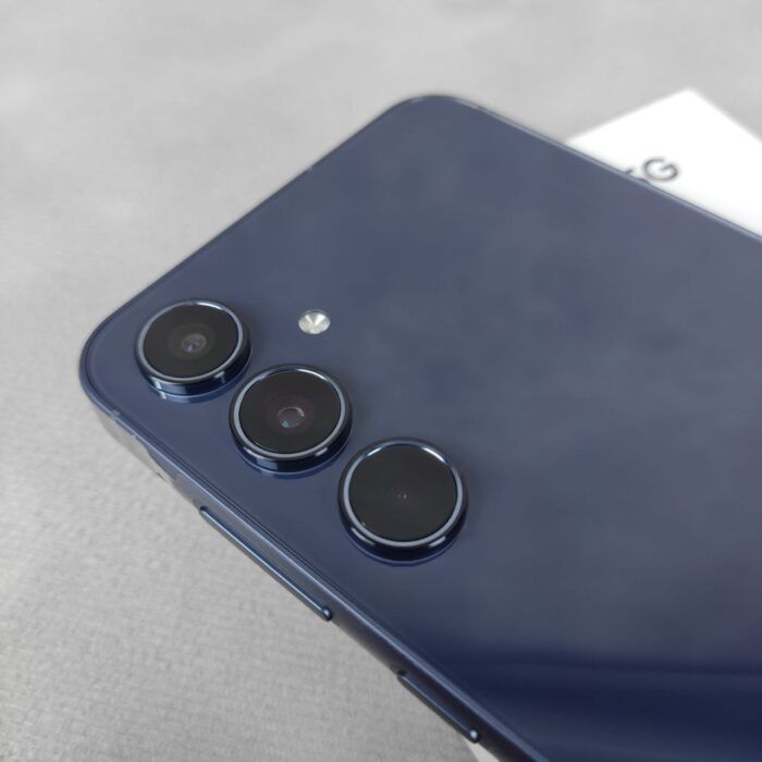 Продам Samsung A55 в отличном состоянии