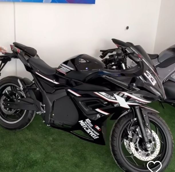 Moto sotaman srochno Moto sotaman srochno