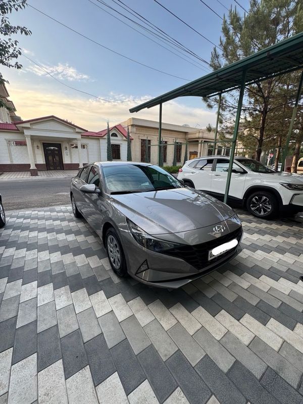 Avto Elantra Hyundai 2022 Avto Elantra Hyundai 2022