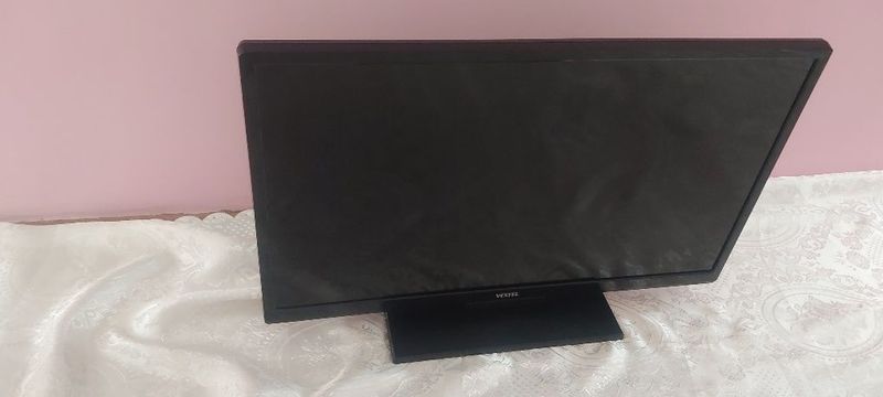 24 lik VESTEL Manitor Sotiladi. 24 lik VESTEL Manitor Sotiladi.