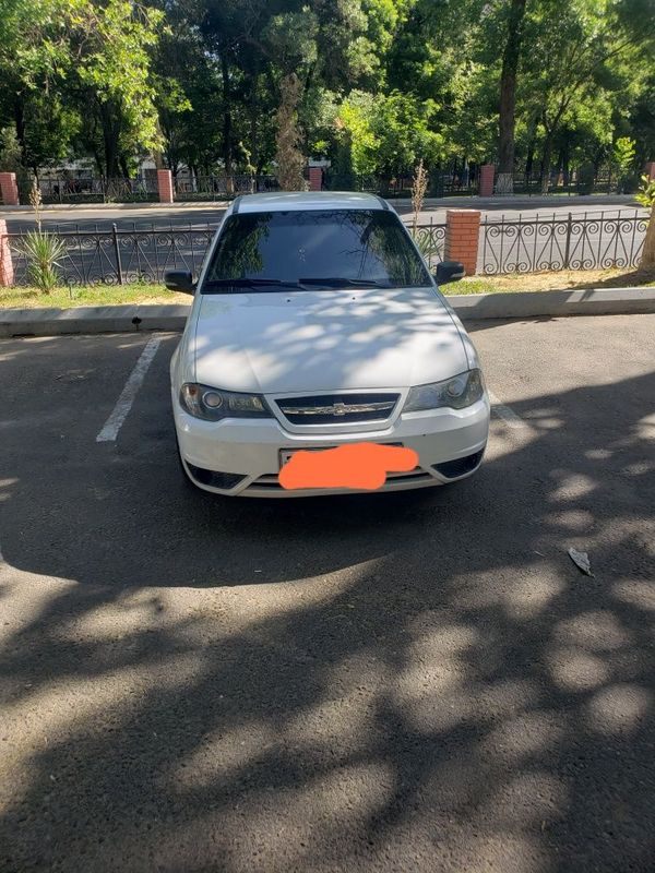 Нексия 2 сотилади