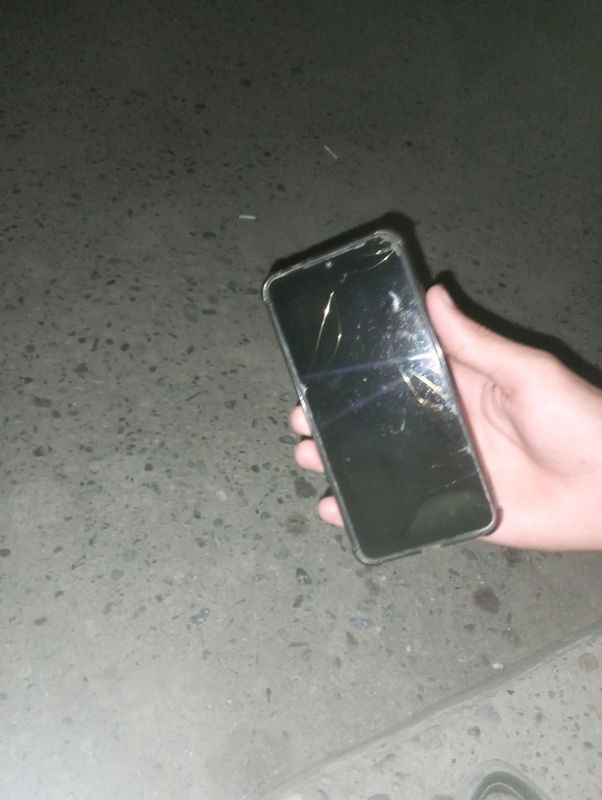 redmi note7 4/128 xolati yaxshi 10/10 ta