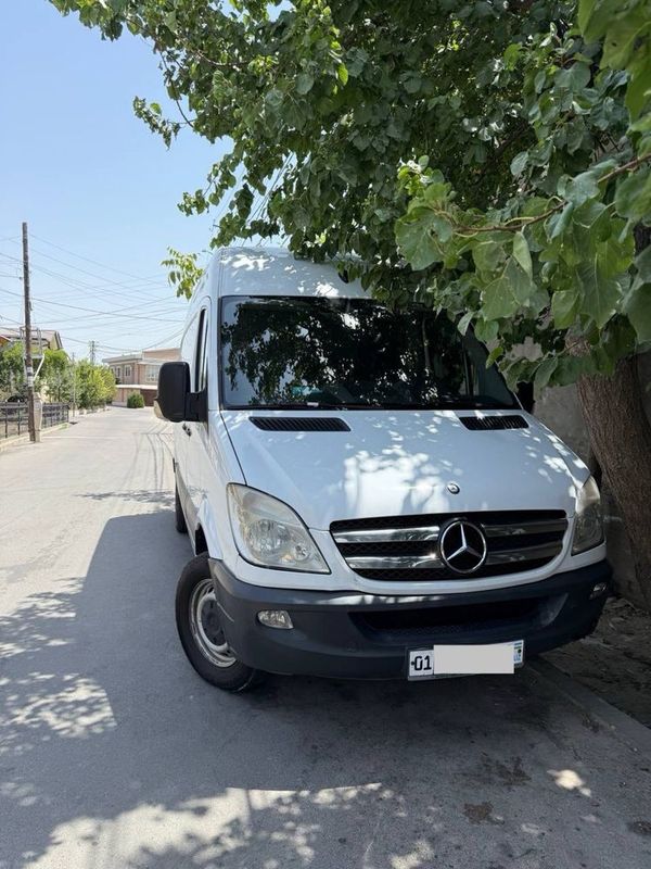 Mercedes Benz Sprinter Mercedes Benz Sprinter