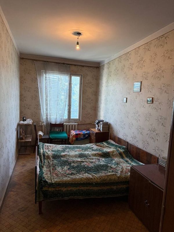 Продам 2 ком юнусабад 13 квартал Продам 2 ком юнусабад 13 квартал
