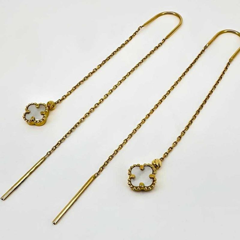 Золотые серьги Van Cleef & Arpels Золотые серьги Van Cleef & Arpels