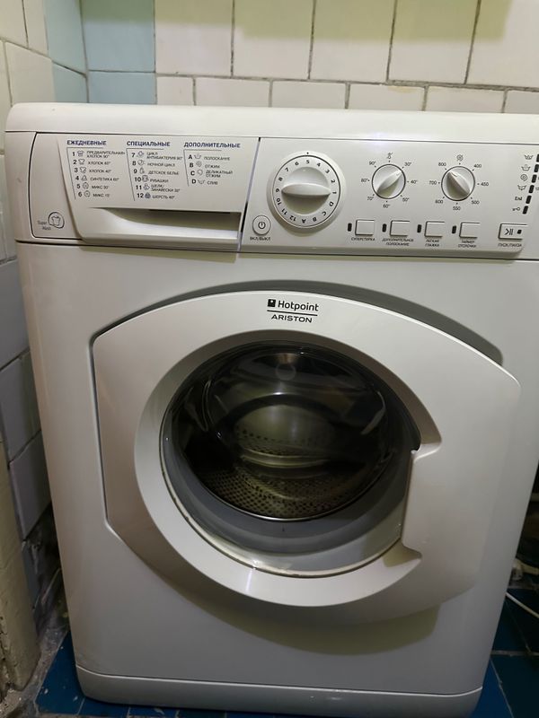 Hotpoint Ariston 6 кг автомат машинка Hotpoint Ariston 6 кг автомат машинка