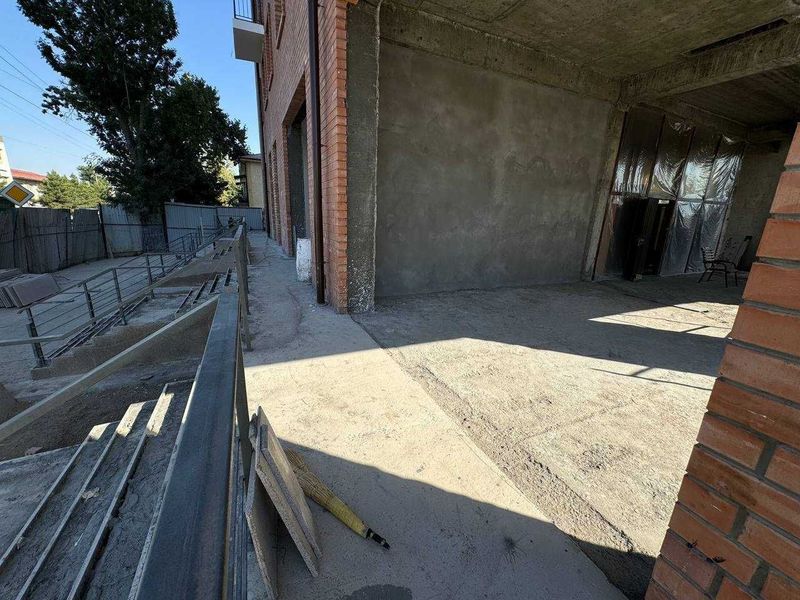 Не жилое помещение. Черновая отделка. 160м2. От застройщика. Мирабад. Не жилое помещение. Черновая отделка. 160м2. От застройщика. Мирабад.