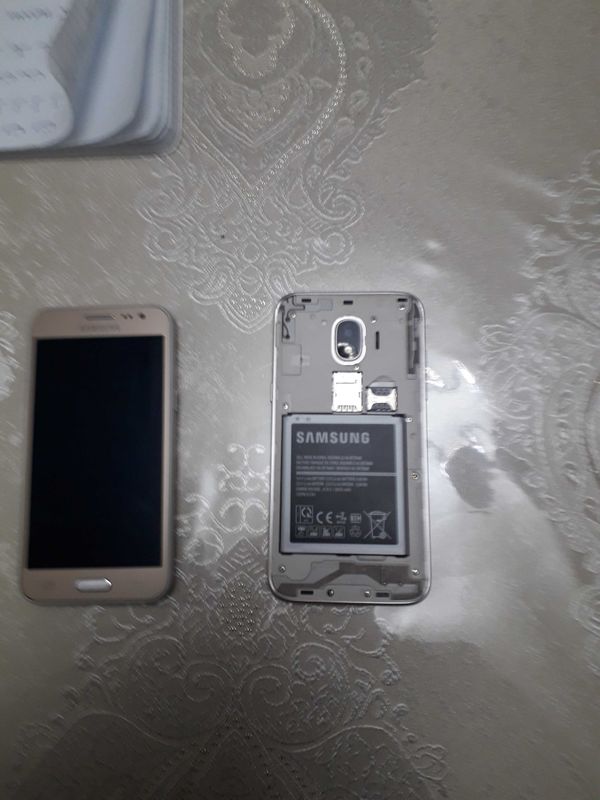 Samsung Galaxy J200 J250