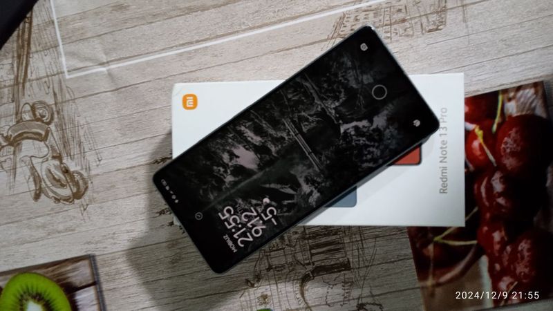 Продаю Redmi Note 13 Pro 8|256