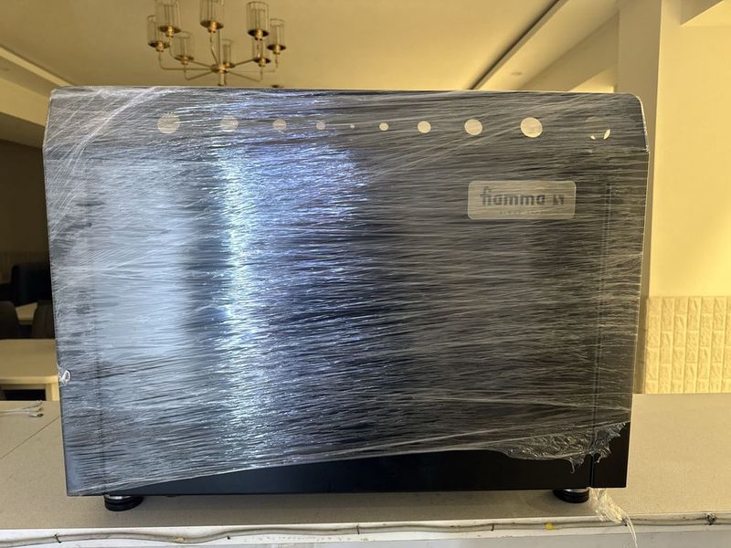 Срочно продается Кофемашина с кофемолкой FIAMMA Caravel 2 CV TCRestyl2 Срочно продается Кофемашина с кофемолкой FIAMMA Caravel 2 CV TCRestyl2