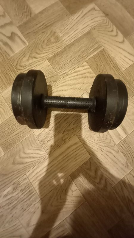 Гантеля для спорта