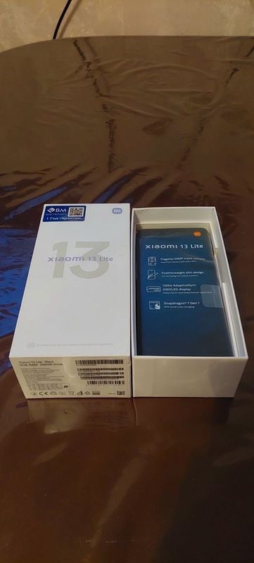 Смартфон Xiaomi 13 Lite 8+8/256GB 5G Black за 180 у.е!