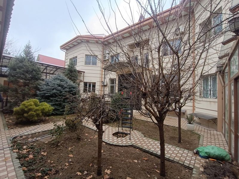 Срочно продам уютную дом Луначарский Мирзо Улугбекски район 5,50 суток Срочно продам уютную дом Луначарский Мирзо Улугбекски район 5,50 суток