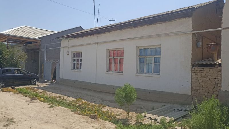 Продаёт участок 8 соток Продаёт участок 8 соток