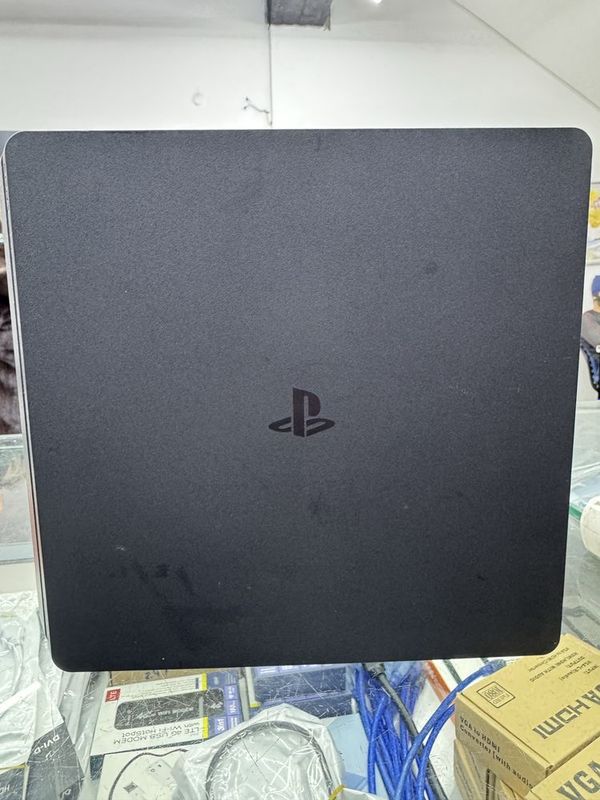 Sony playstation 4 1tb org 2шт пульт