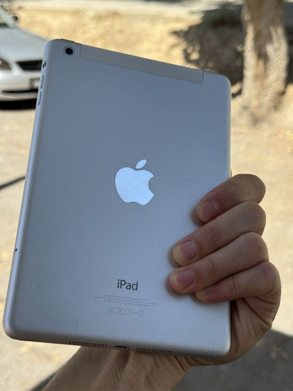 Ipad mini sotiladi