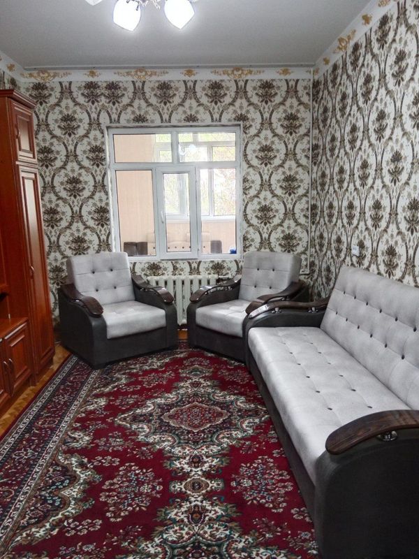 Чорсу Гулобод 2 хона 450$ Чорсу Гулобод 2 хона 450$