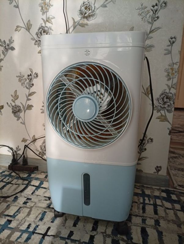 Xavo namlagich,salqin qilgich ventilator 400