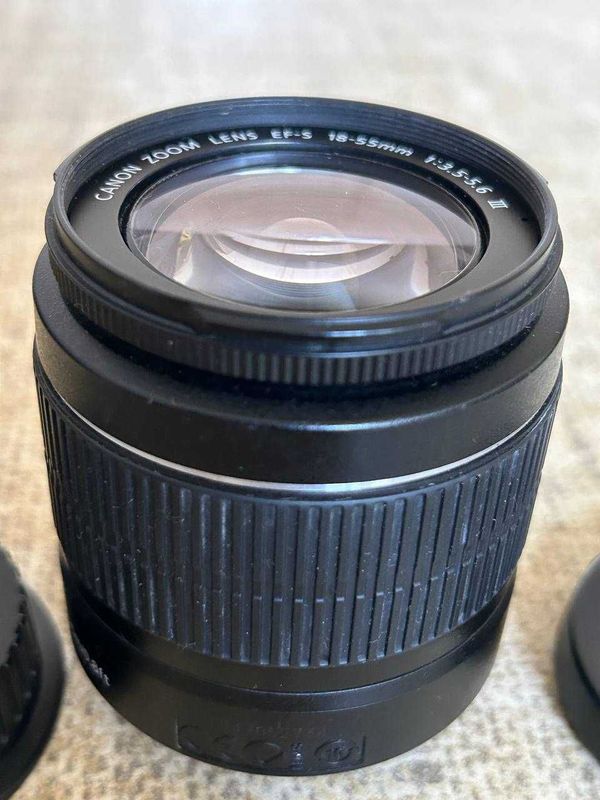Обьектив Canon zoom lens EF-S 18-55mm 1:3.5-5.6 III