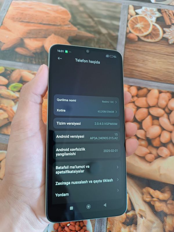 Redmi 13 C sotiladi Redmi 13 C sotiladi
