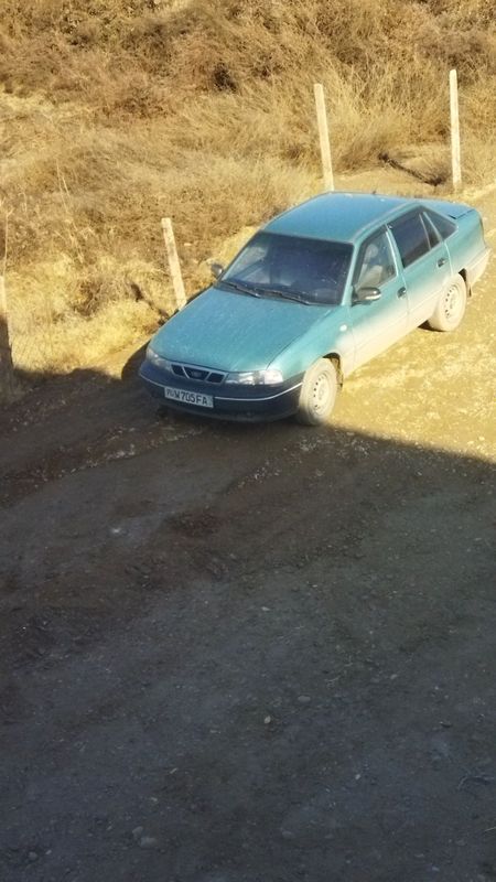 Nexia 1 2001 yil benzin