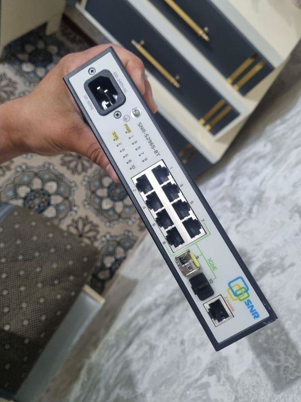 Управляемый коммутатор уровня 2 SNR-S2985G-8T