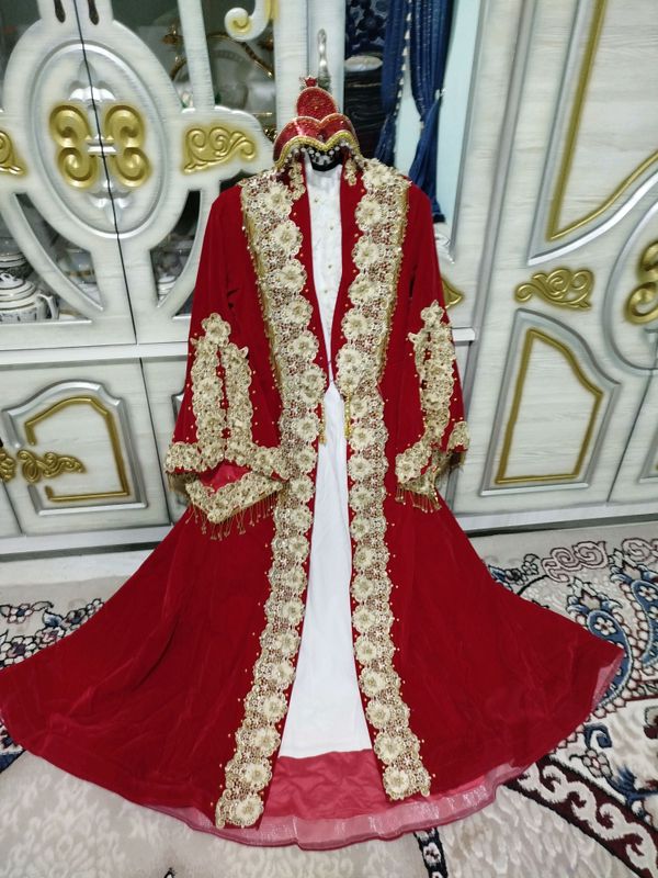 ansanbil tillo qoshi bilan ansanbil tillo qoshi bilan