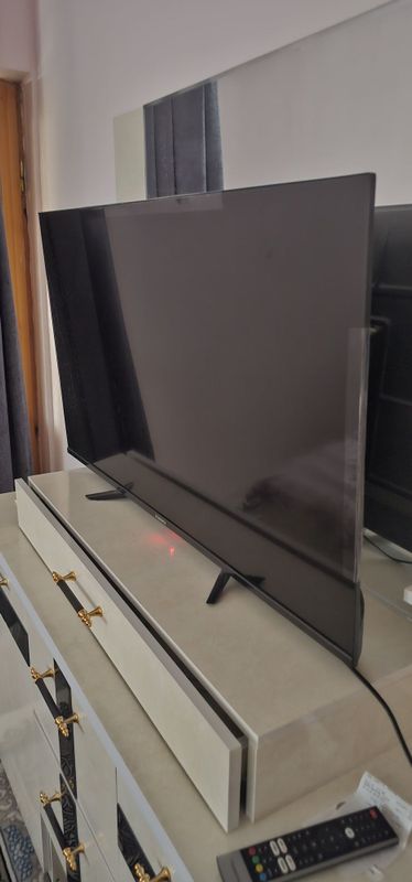 Televizor Moonx 43 smart