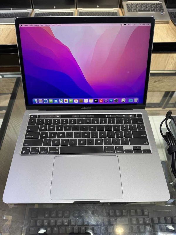 MacBook Pro 13 2020г M1 ram 8 ssd 256 MacBook Pro 13 2020г M1 ram 8 ssd 256