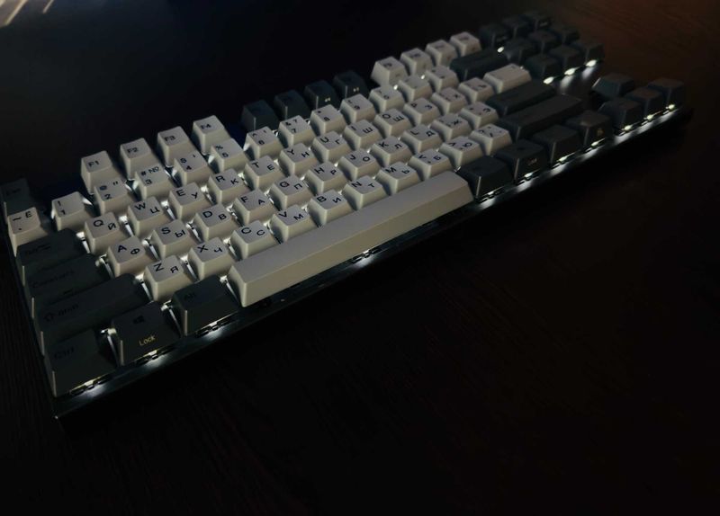 Продам клавиатуру Varmilo va87m Dolch